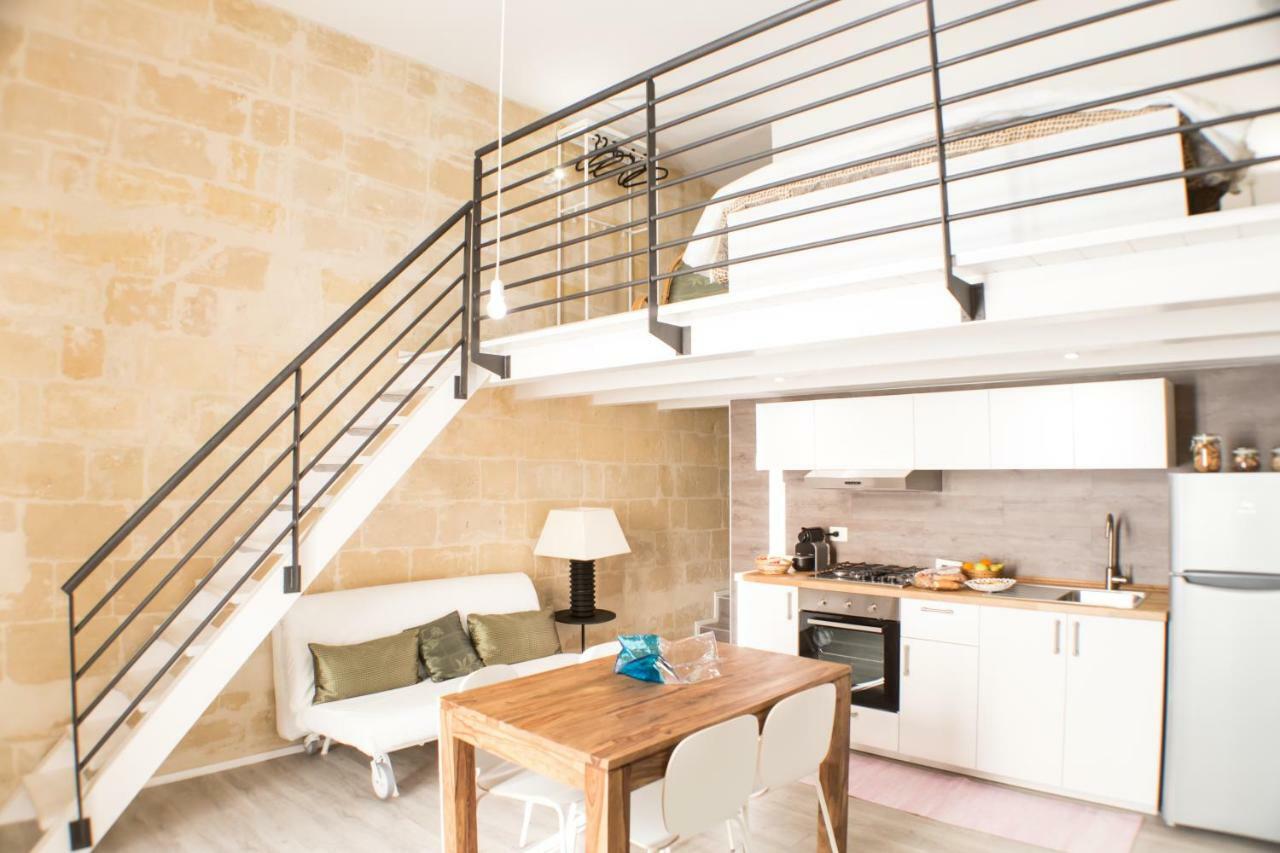 Sulla Roccia Dei Sassi Villa Matera Luaran gambar