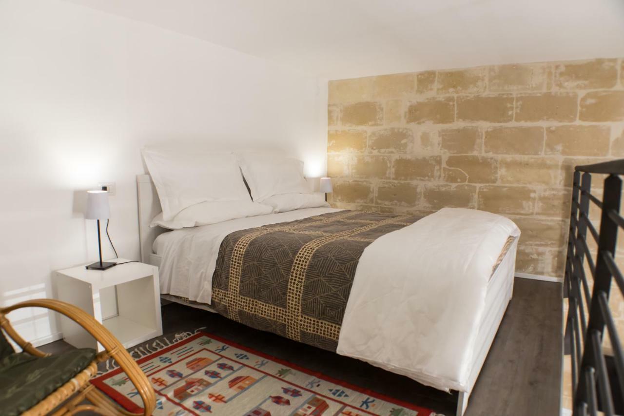 Sulla Roccia Dei Sassi Villa Matera Luaran gambar