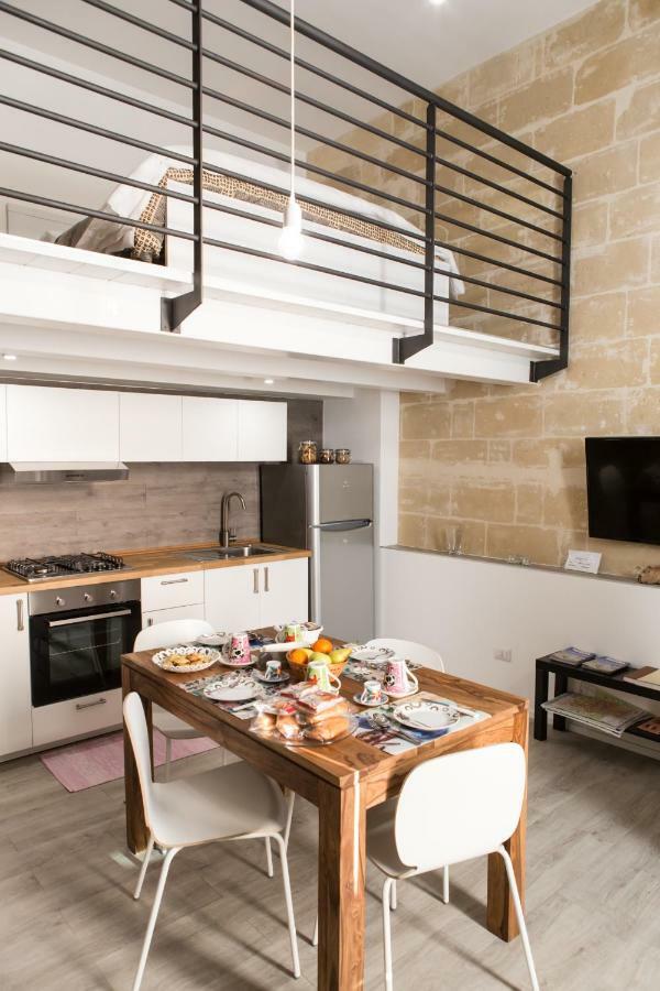 Sulla Roccia Dei Sassi Villa Matera Luaran gambar